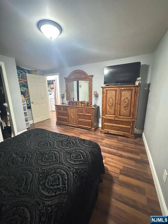 East Rutherford, NJ 07073,104 River ST