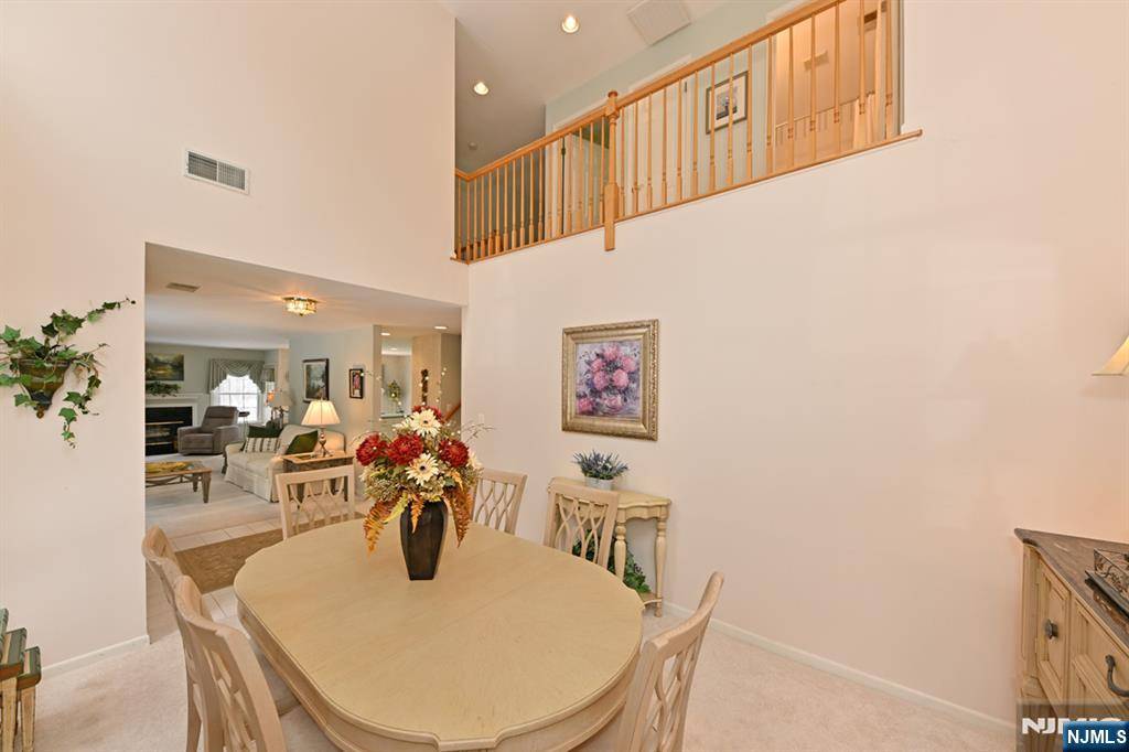 North Haledon, NJ 07508,54 Hunter RD