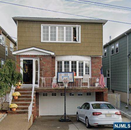 Kearny, NJ 07032,482 Hickory ST #2