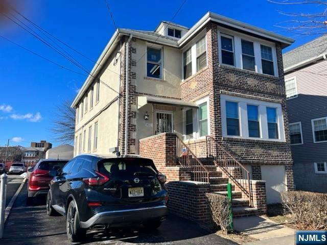 North Bergen, NJ 07047,9027 New York AVE