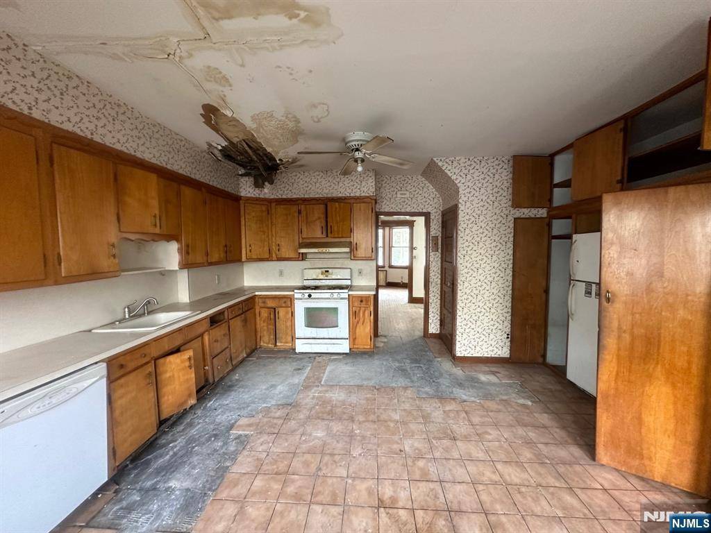 Bayonne, NJ 07002,19 39th ST