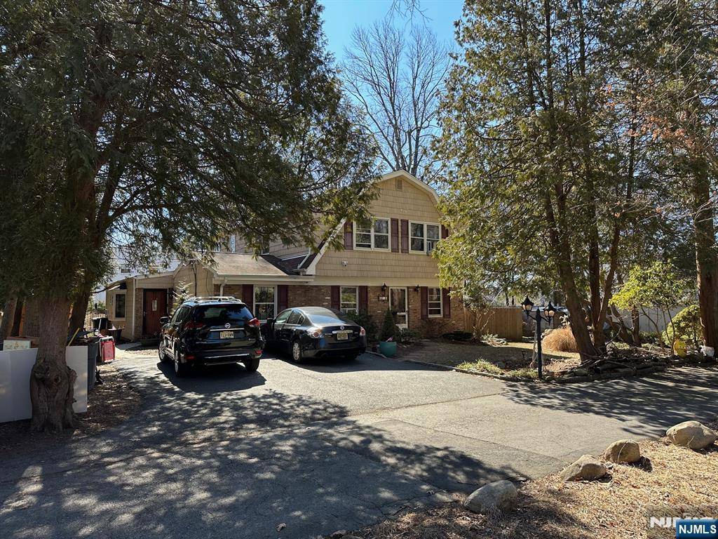 Park Ridge, NJ 07645,57A W Fairview AVE