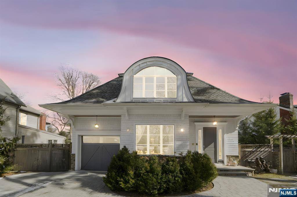 Tenafly, NJ 07670,163 Highwood AVE