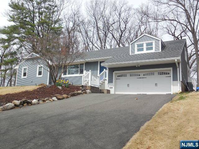 Wayne, NJ 07470,24 Castles DR