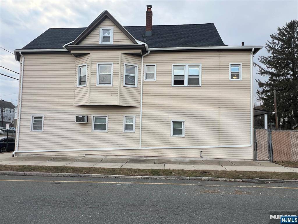 Garfield, NJ 07026,63 Van Winkle AVE