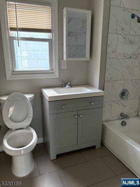 Irvington, NJ 07111,52 Smith ST