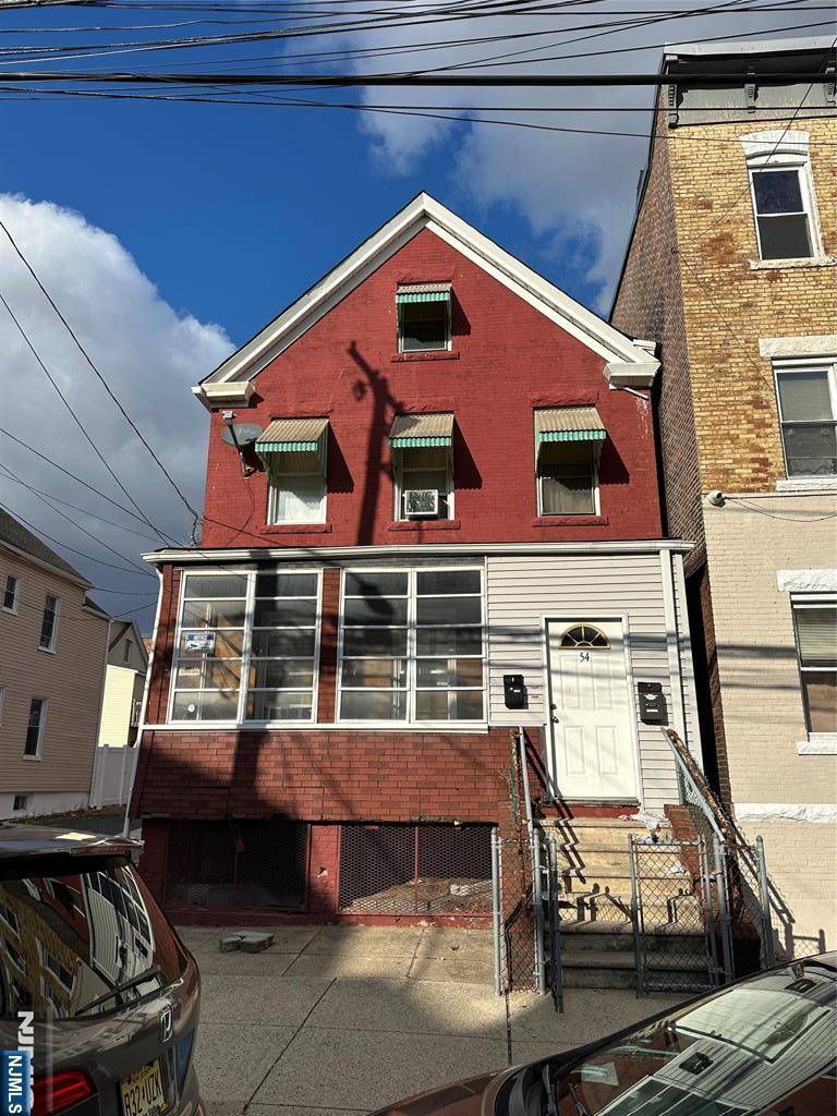 Passaic, NJ 07055,54 Passaic ST