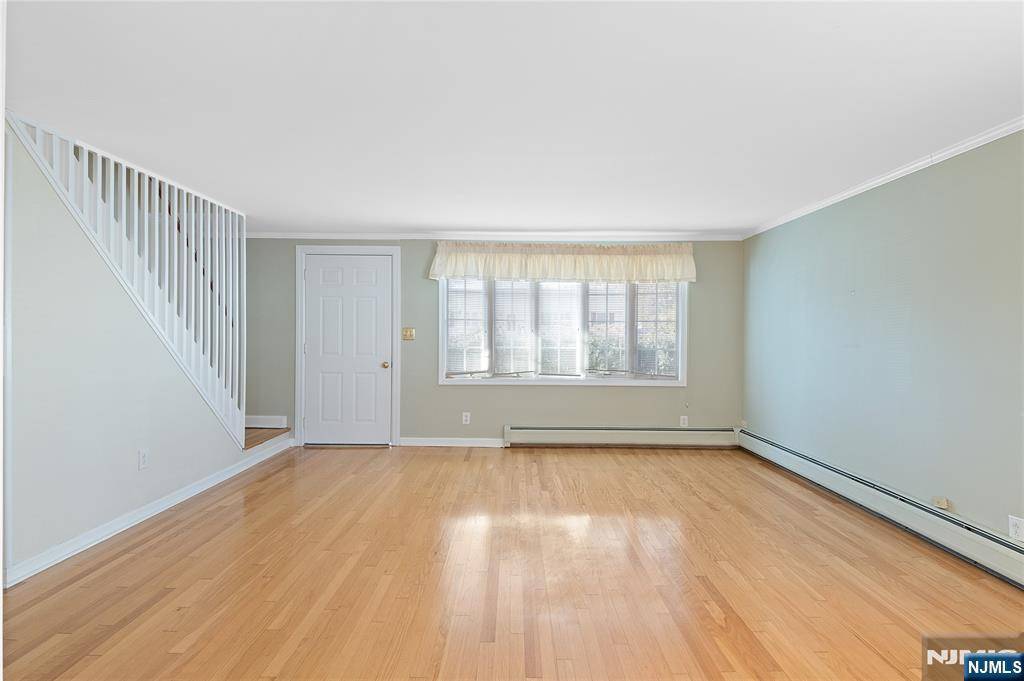 Twp Of Washington, NJ 07676,347 Fern ST