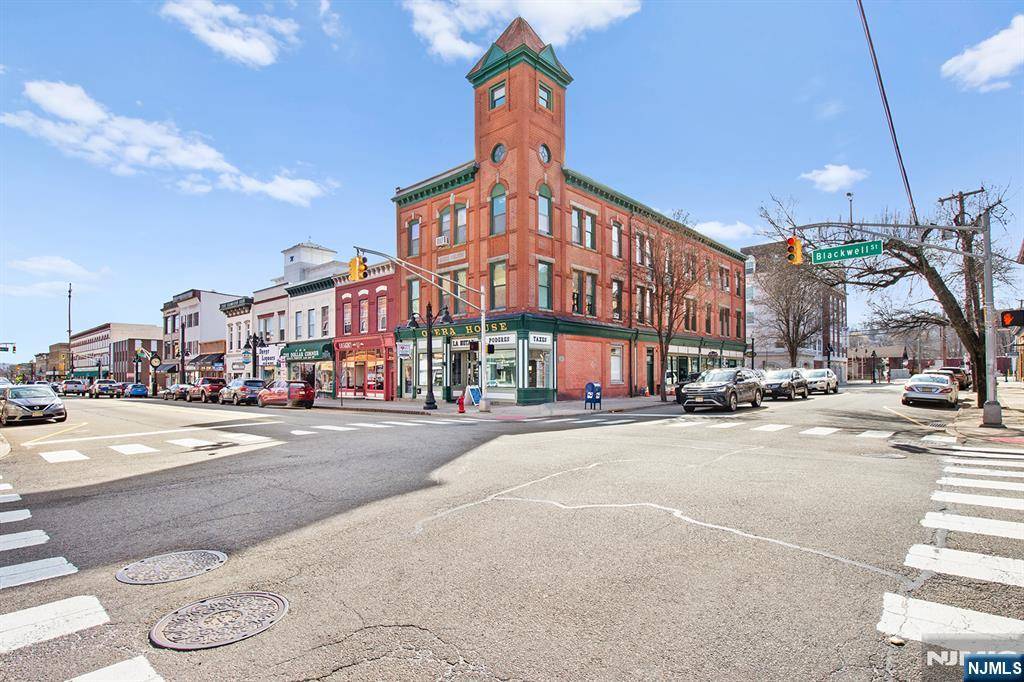 Dover Town, NJ 07801,16 W Blackwell ST