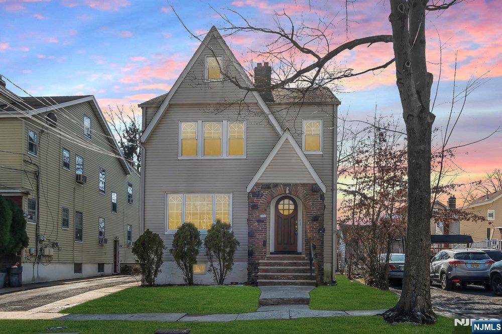 Maplewood, NJ 07040,101 Tiffany PL
