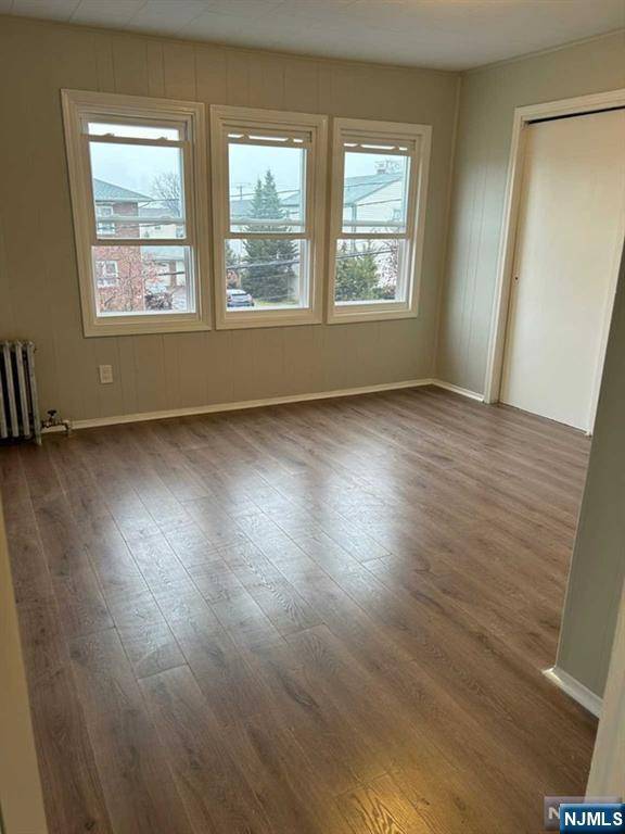 Elmwood Park, NJ 07407,26 Kipp AVE #2