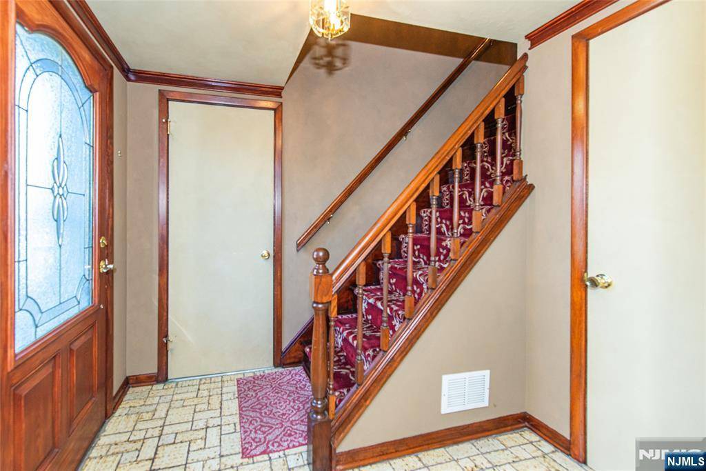 Ringwood, NJ 07456,107 High Mountain RD