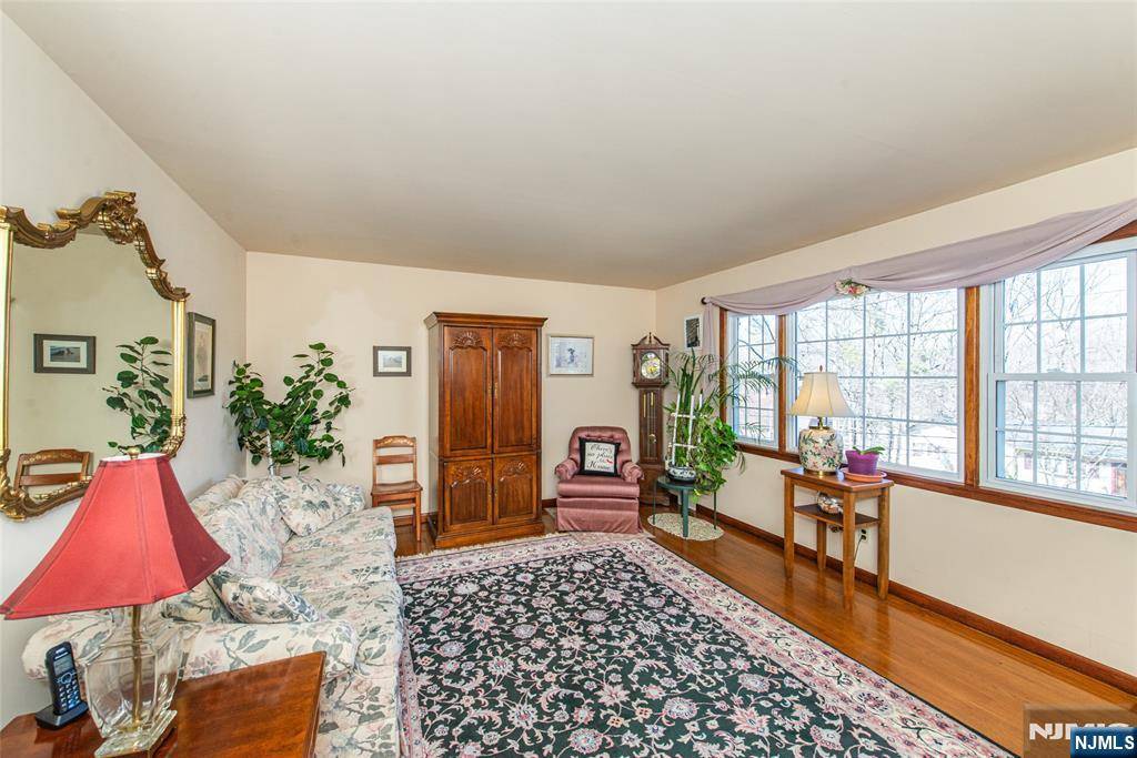 Ringwood, NJ 07456,107 High Mountain RD
