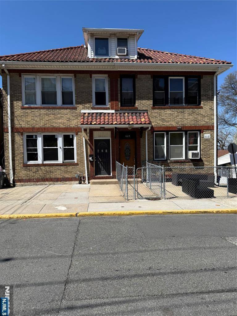 North Bergen, NJ 07047,621 Columbia AVE #2