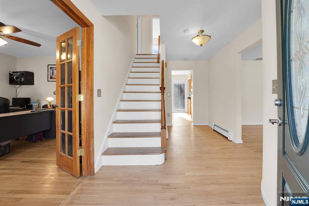 Washington Township, NJ 07853,1 Shadetree PL