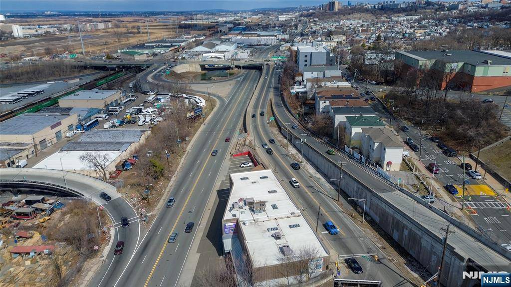 North Bergen, NJ 07047,3114 Tonnelle AVE #FL. 1