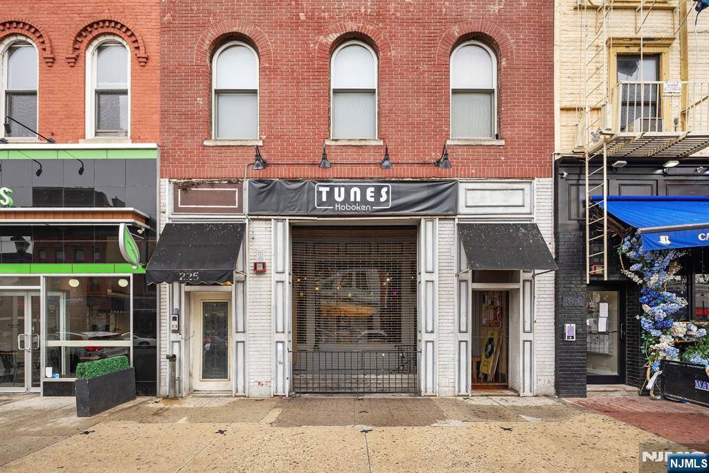 Hoboken, NJ 07030,225 Washington ST #B
