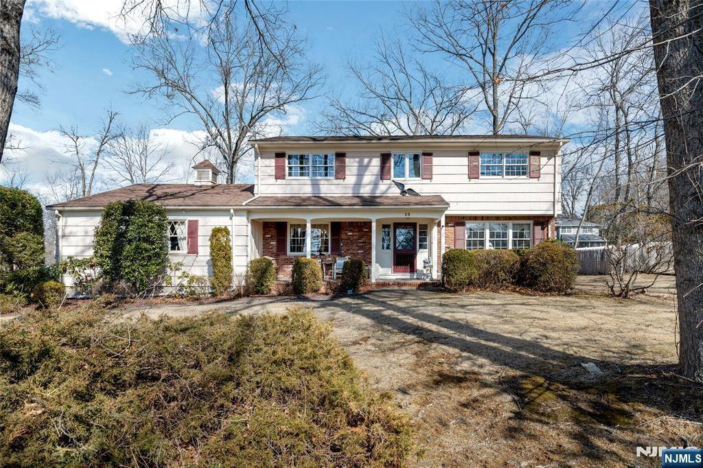 East Hanover Twp, NJ 07936,13 Brentwood DR