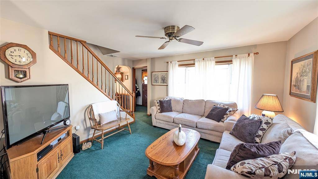 Wallington, NJ 07057,31 Wadsworth ST