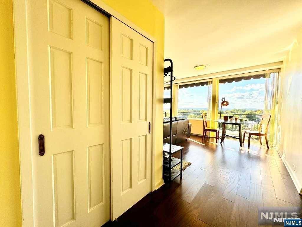 Fort Lee, NJ 07024,2 Horizon RD #1219