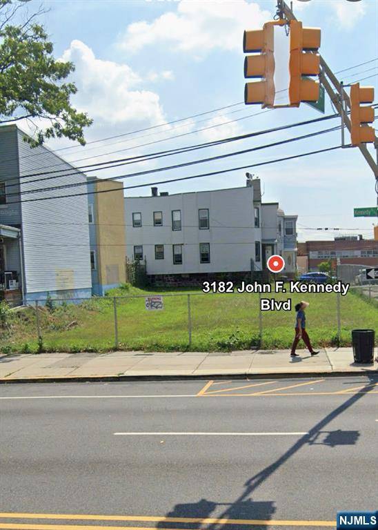 Jersey City, NJ 07306,3182 John F Kennedy BLVD