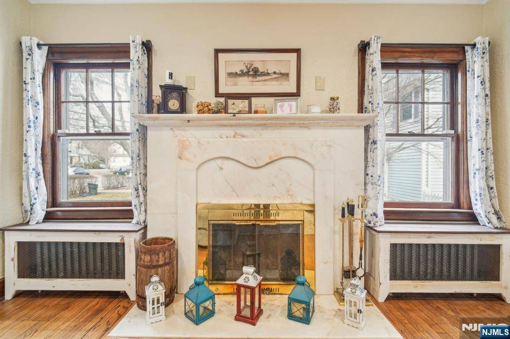 Verona, NJ 07044,105 Grove AVE