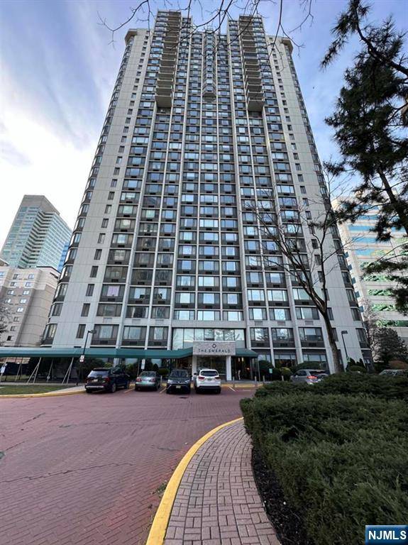 Jersey City, NJ 07310,45 River DR #207