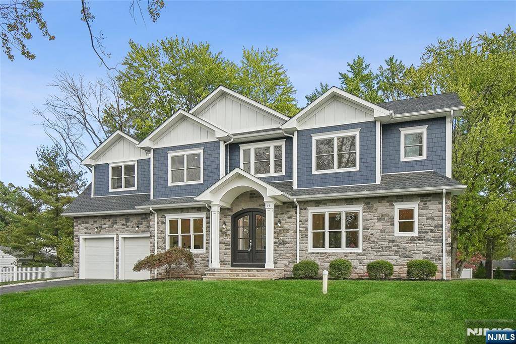 Livingston, NJ 07039,82 Martin RD