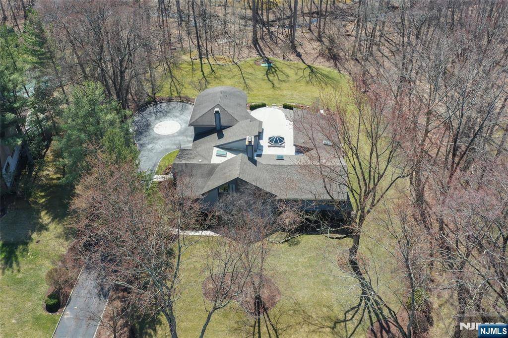 Upper Saddle River, NJ 07458,54 Mill Glen RD