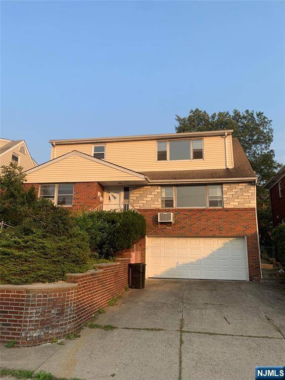 Fort Lee, NJ 07024,1530 12th ST