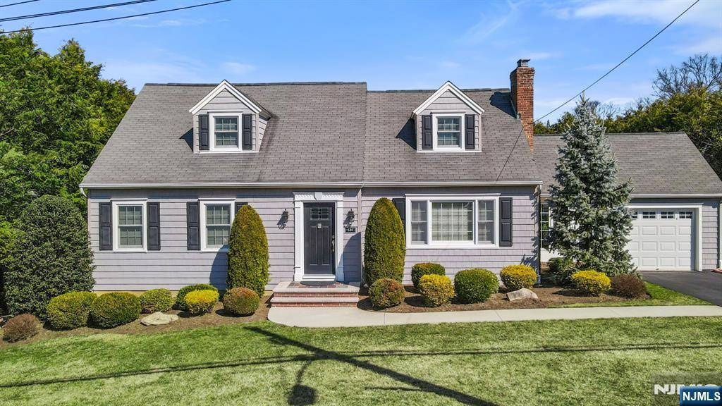 Oradell, NJ 07649,580 Fletcher AVE