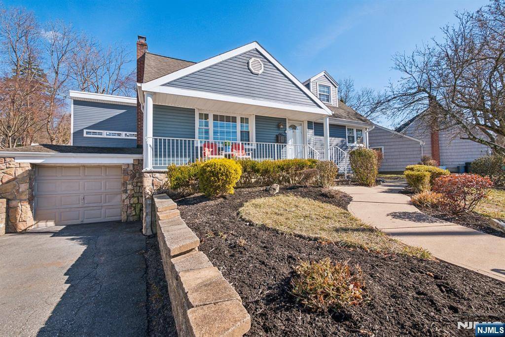 West Caldwell, NJ 07006,24 Sunnie TER