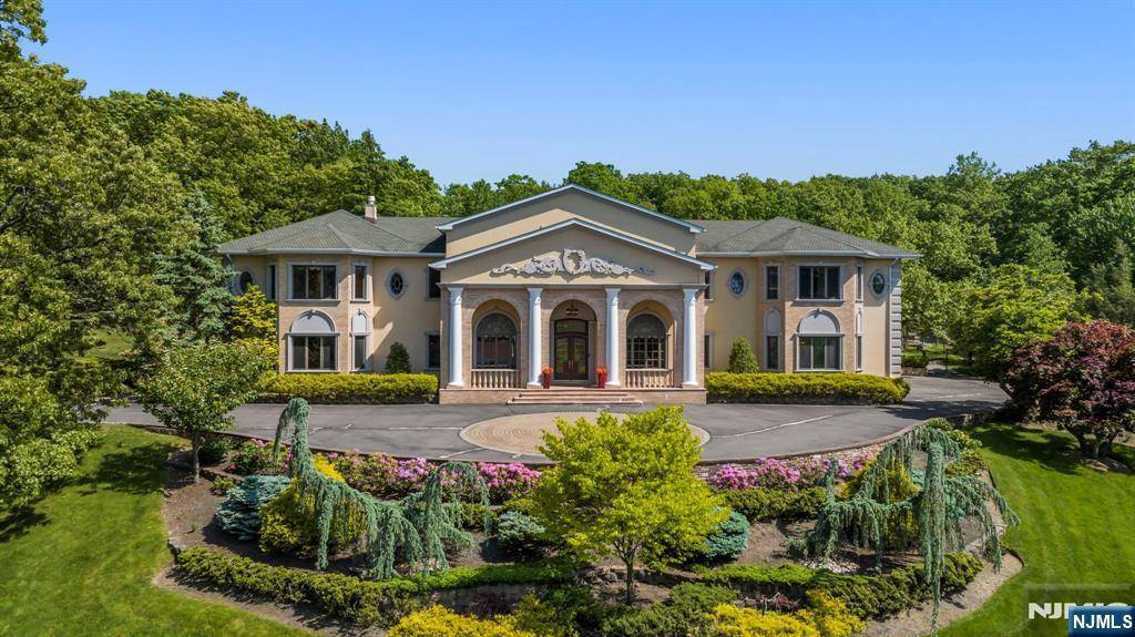 Essex Fells, NJ 07021,65 Avon DR