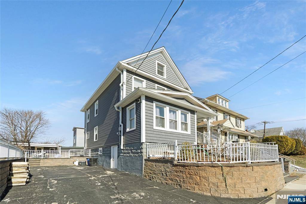 Roselle, NJ 07203,549 3rd AVE