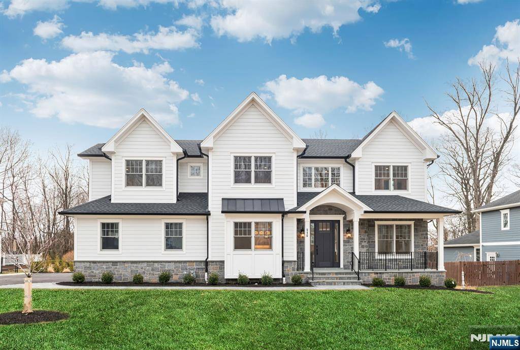 Wyckoff, NJ 07481,510 Lafayette AVE