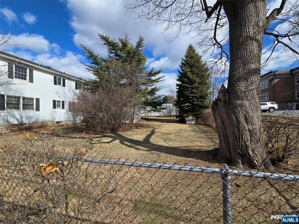 Wallington, NJ 07057,31 Wagner AVE
