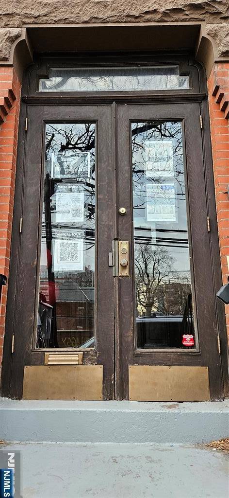 Newark, NJ 07102,35 James ST