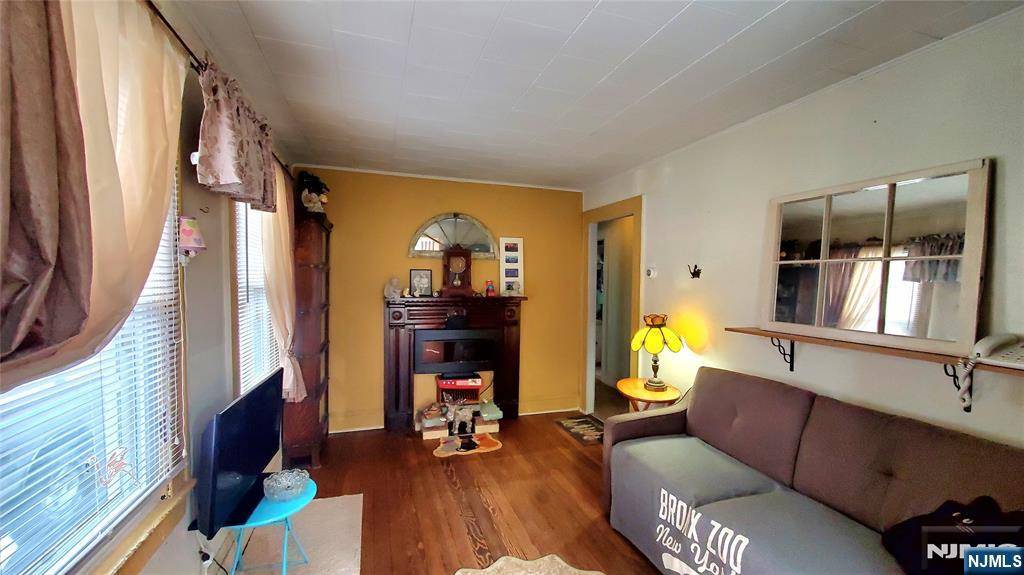 Closter, NJ 07624,15 Wellington AVE