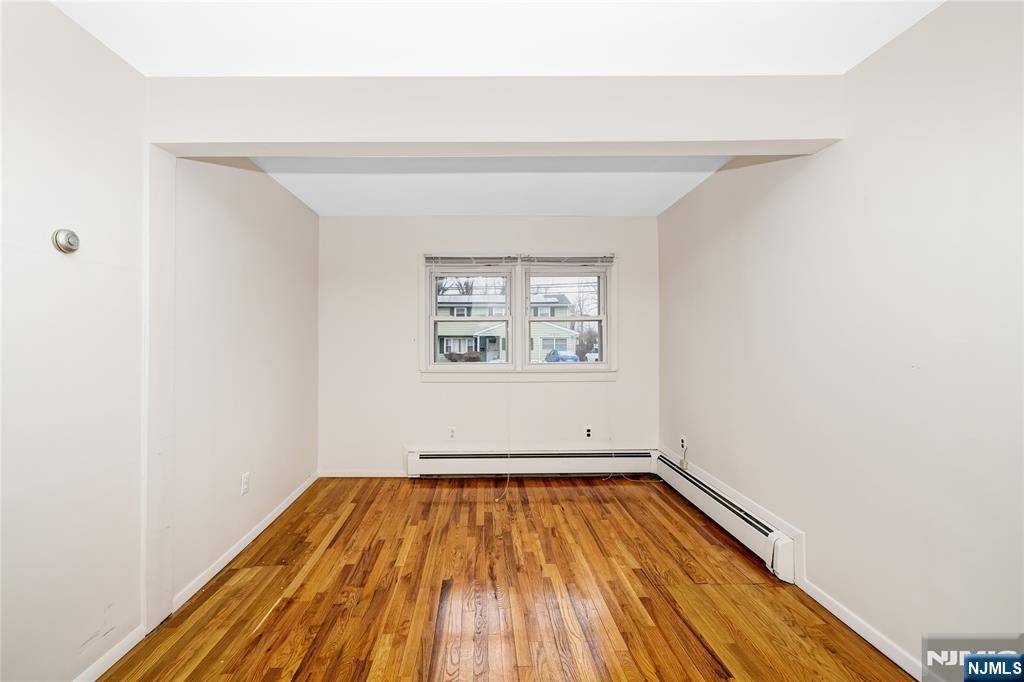 Northvale, NJ 07647,206 Henmarken DR