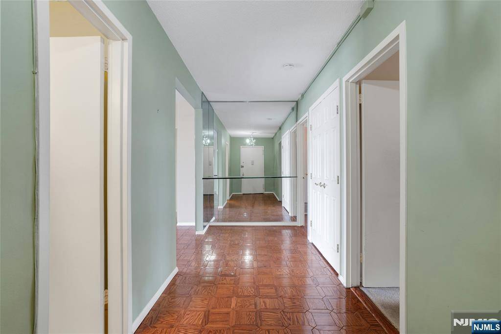 Fort Lee, NJ 07024,1530 palisade AVE #3B