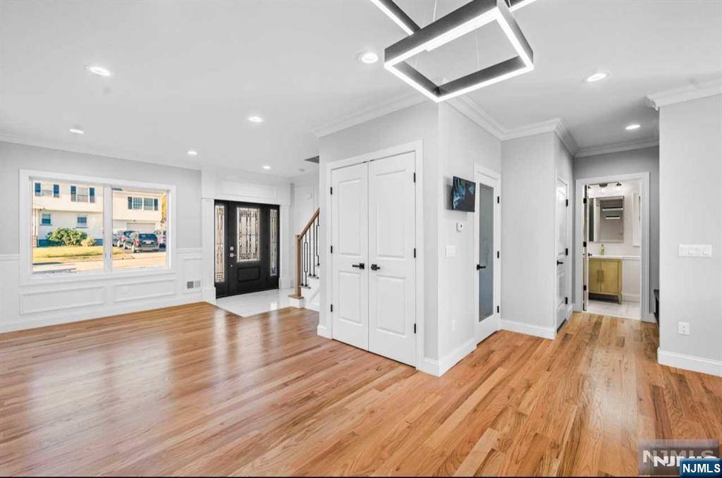 Lodi, NJ 07644,34A Garden ST