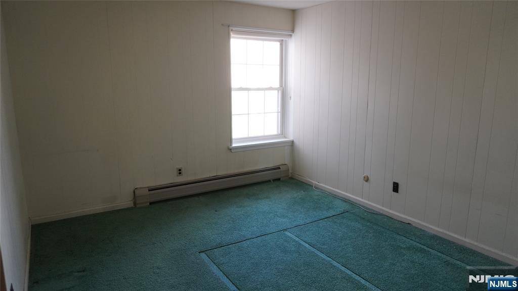 Ridgewood, NJ 07450,364 Ridgewood AVE #8