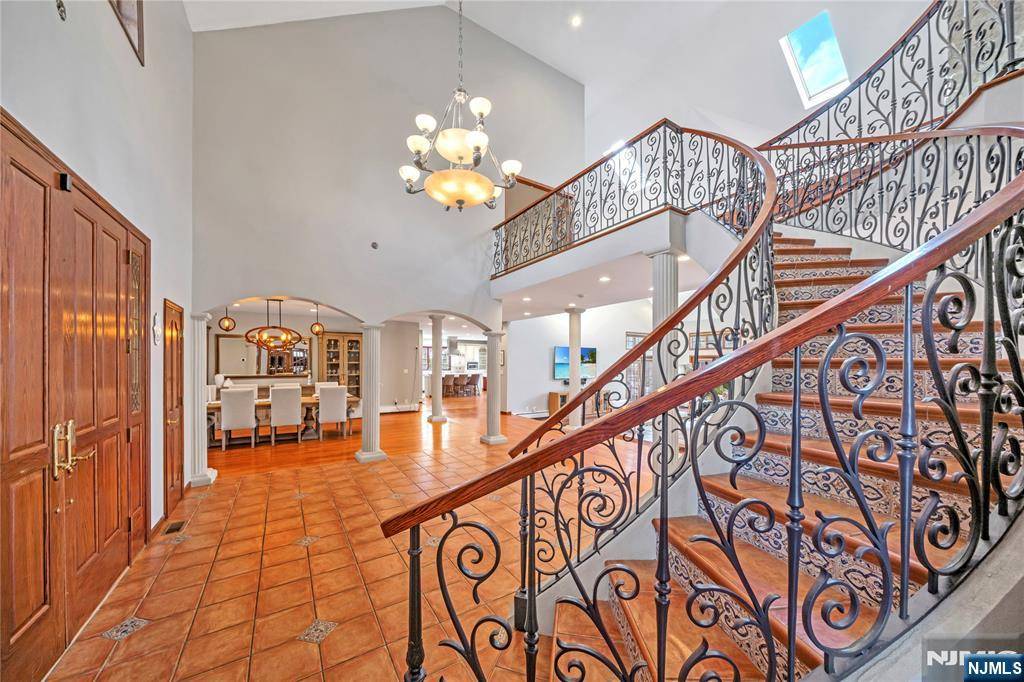 Fairfield, NJ 07004,21 Jorgenson LN
