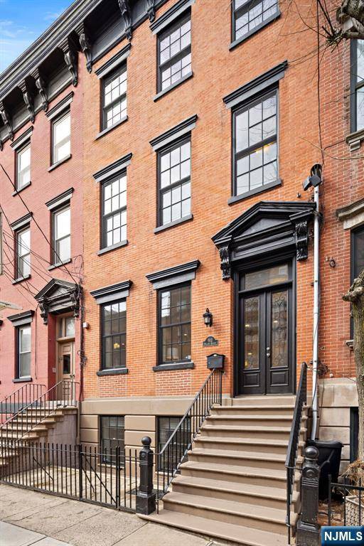 Hoboken, NJ 07030,912 Willow AVE