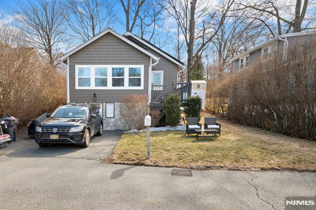 Mount Arlington Boro, NJ 07856,6 Dunlop ST