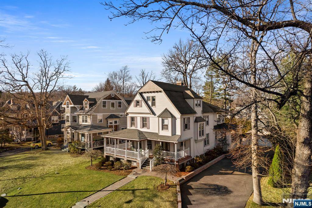 Montclair, NJ 07043,189 Inwood AVE