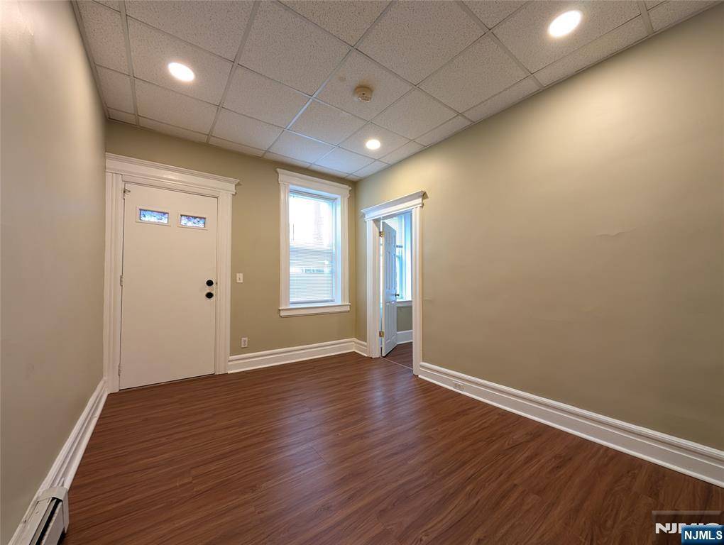 Belleville, NJ 07109,55 Magnolia ST #1