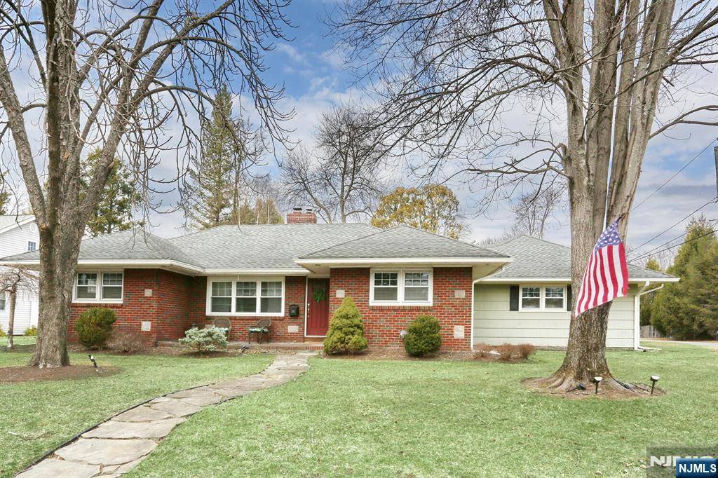 River Vale, NJ 07675,570 Cleveland AVE