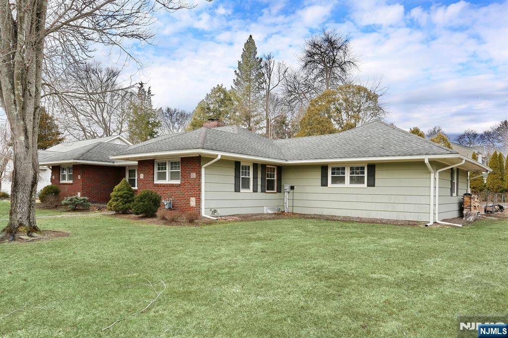 River Vale, NJ 07675,570 Cleveland AVE
