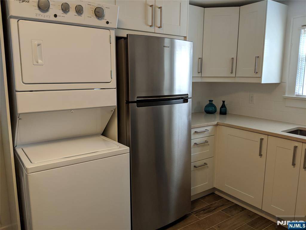Wyckoff, NJ 07481,292 Wiley PL